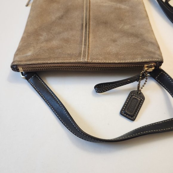 Vintage Coach Tan Suede Fringed Crossbody Bag - Picture 9 of 16